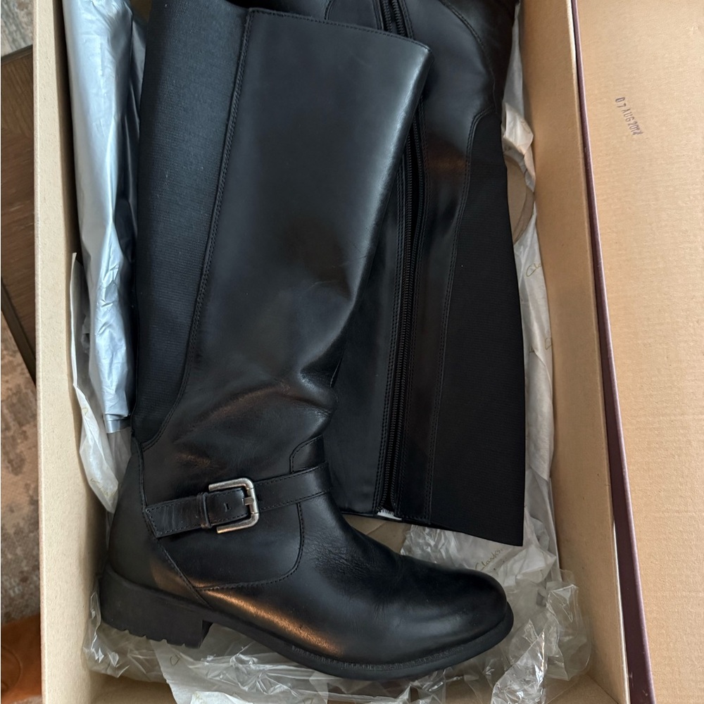 Clarks black comfort boots